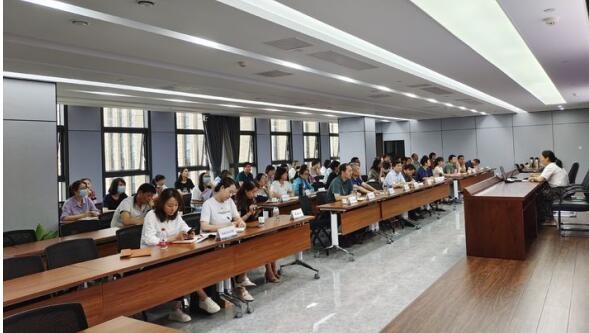 集团召开系统企业财政工作互换培训专项会