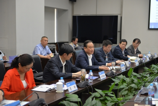 公司辅导陪同强晓安副市长等人赴北京调研